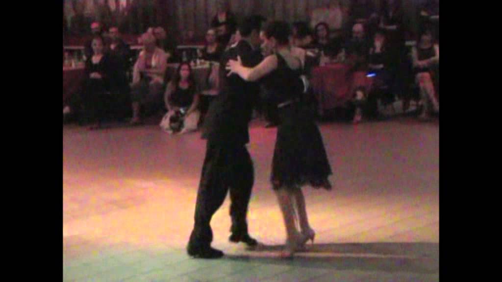 Esteban Moreno y Claudia Codega Milonga al Barrio de Tango