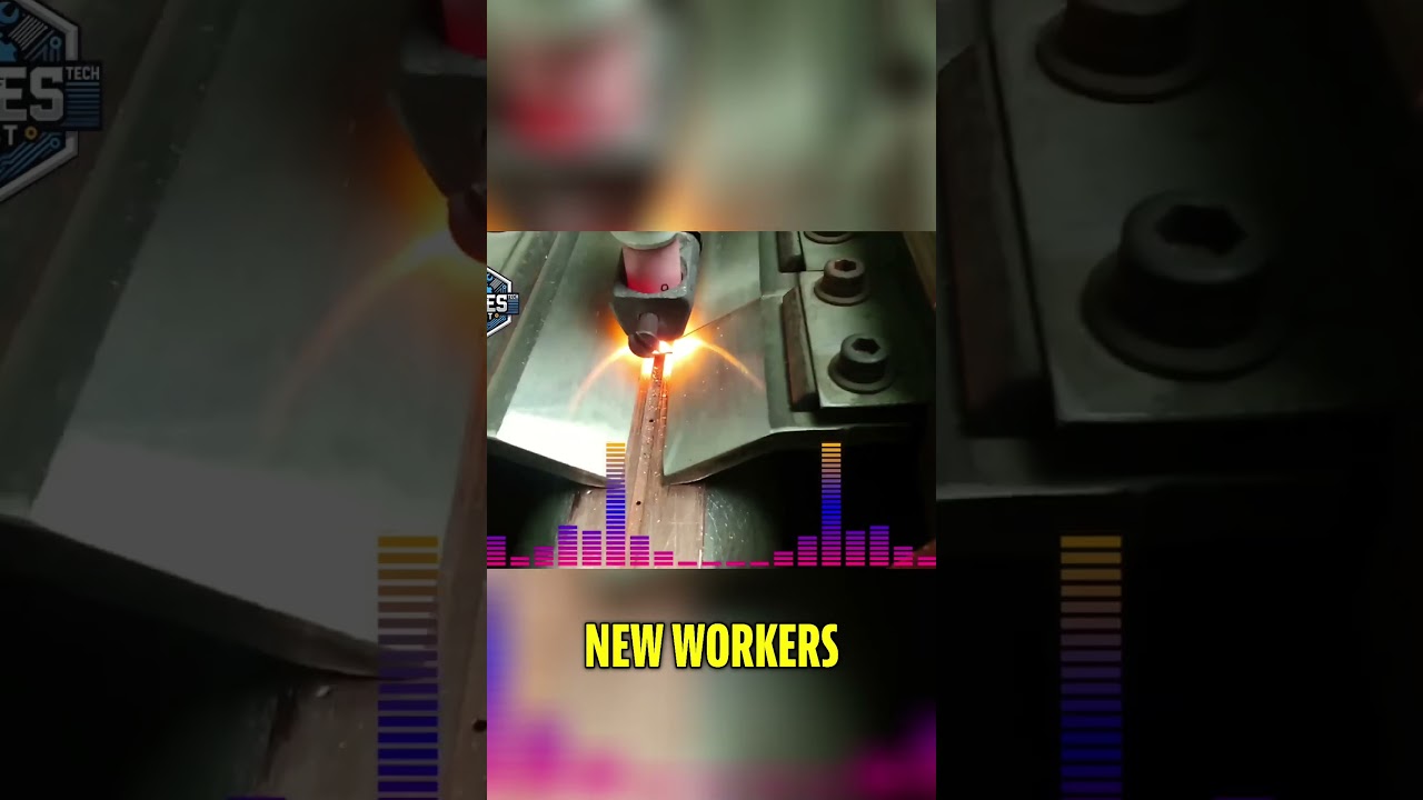 Construction Industry Crisis: 500,000 Workers Needed by 2025! #SkilledTrades #Shorts