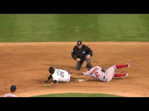 BOS@CWS: Castillo cuts down Garcia at second in 6th