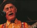 Grandpa Jones - Waiting for a Train