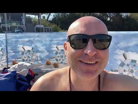 Rewal/Trzęsacz 🌊 🏖️, by Tom Ji #travelvlog #travel #poland #rewal #trzesacz #karmayoga #yoga #sea 