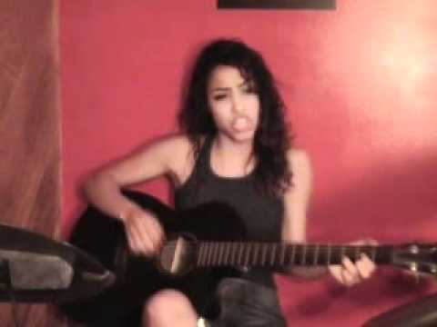 Lisa Tucker session clip: singing 