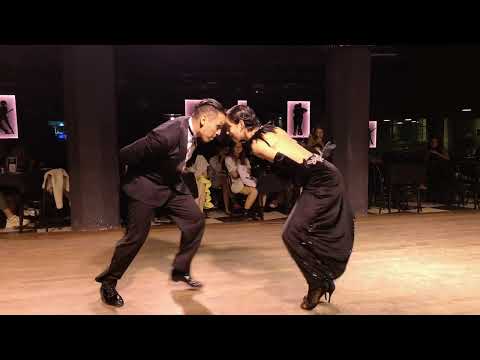 Amira Luna y Damián Roezgas: Renato Borghetti - Milonga Para As Missões