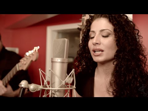 "Deja Vu" [Thursday Session: Ep. 3] Alyssa Marie