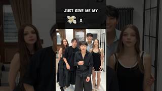 Just give me my money championships! Who won?? @Mamiko @seungbin @napolia_kr @chumkpop