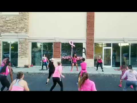 Barraca/Todo el Mundo Mashup Zumba® with Tiffany - Party in Pink