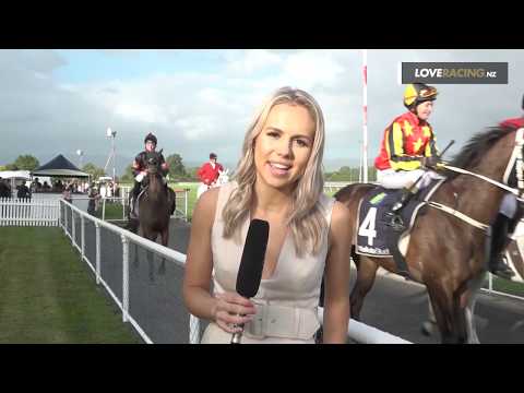 Summer Racing at Matamata