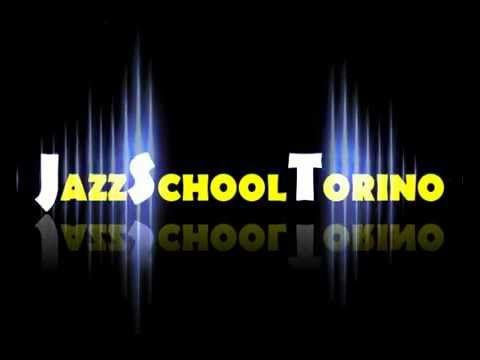 Corsi di Chitarra, Batteria, Canto, Pianoforte, Basso, Tromba, Sassofono a Torino