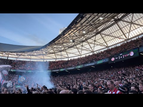 Wat een ontlading bij de goals : Bekerfinale PSV-Ajax : 17/04/2022 : 2-1