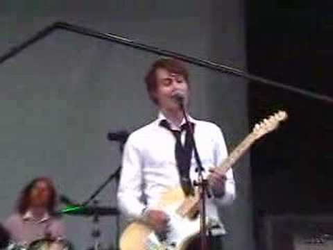 AMPOP performs "Gets me down"