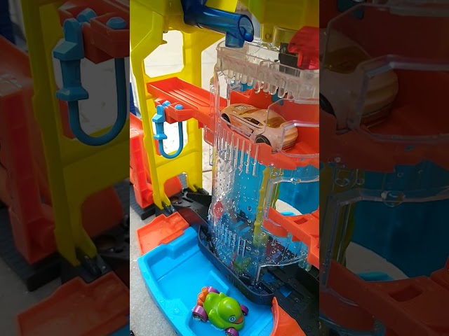 Vídeo relacionado con Hot Wheels Action Pista de energía Pista de Coches de Juguete, Incluye 1 vehículo, Juguete para niños de 5 años (Mattel GND92)