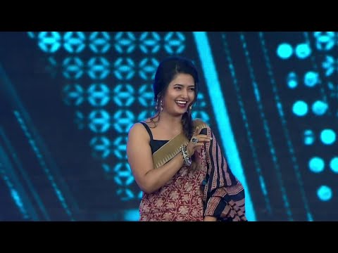 प्राजक्ता माळी चा राती अर्ध्या राती डांस || Prajakta Mali's Dance on Raati Ardhya Raati