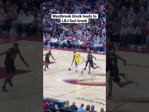 Westbrook block leads to a 1 v 3 LeBron James Fast break 😳