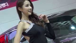 LINCOLNブースのコンパニオン:ソウルモーターショー(서울 모터쇼,Seoul Motor Show) 2015がここソウルにて開幕致しました！