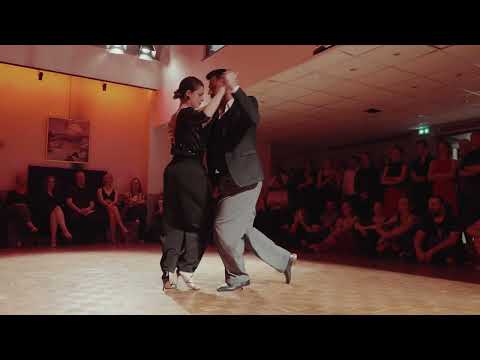 Natacha Lockwood and Andrés Molina - Mandria