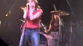 The Donnas   Are You Gonna Move It For Me  (Live at The Edge. Palo Alto 2003)