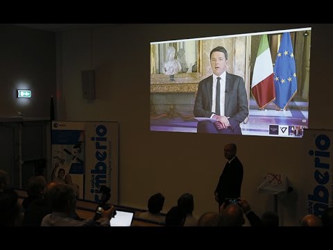 SmartCim Project - Matteo Renzi switches on the first installation of the SmartCim project.