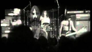 Ramones - &quot;Suzy Is A Headbanger&quot;