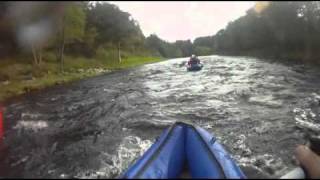 preview picture of video 'River Spey white water ride'