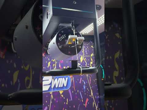 I Won A GIANT Prize From This Cut 2 Win Arcade Game!