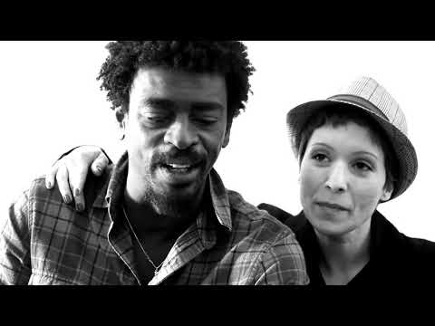 Patricia Marx & Seu Jorge - Espelhos d'Água