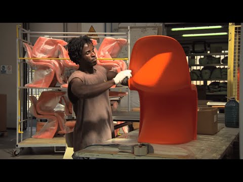 The manufacturing of the Panton Chair