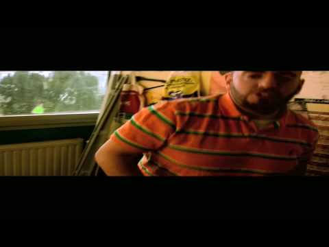 CLIP LES YEUX DANS LA BANLIEUE 2 13OR ghetto youss lache le micro