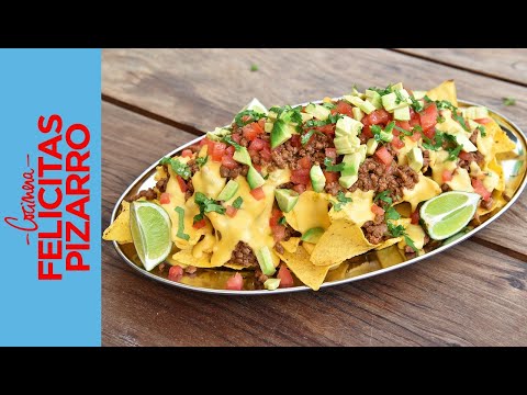 Nachos crocantes con carne, queso fundido y salsa fresca | Felicitas Pizarro