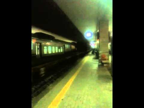 E655-277 sul Merci con container in arrivo a Salerno