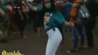 Download lagu Cewe cantik goyang #SANGE story whatsapp terabaru viral mp3