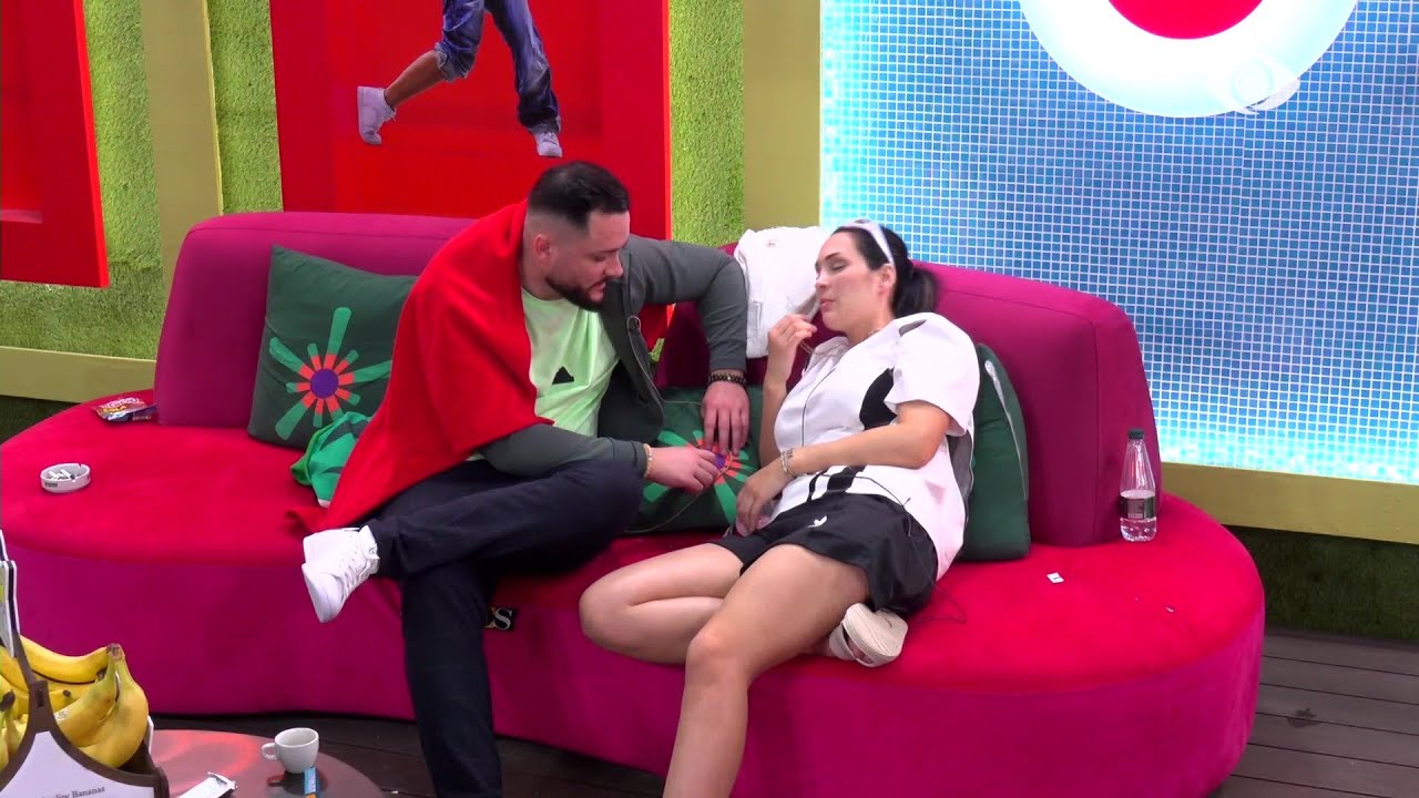 “Edhe sikur të iki, unë reston ia ktheva”/ Silvi- Erjolës: Shqiptarët e kanë qejf kur…