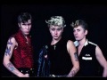 Stray Cats - Race With The Devil