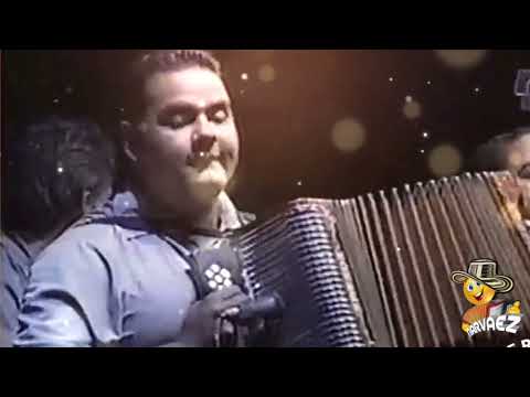 Cada día te quiero más Los Inquietos Vallenatos