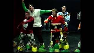 Los pibitos de los botellones que tienen el pelito asín lacio como Guti – Primera Semifinal – COAC 1998