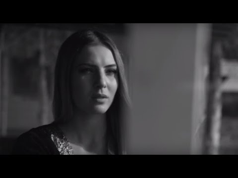 Βαλάντω Τρύφωνος - Μοιάζει Με Αγάπη