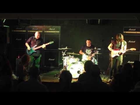 Russ Tippins Electric Band - This Building's On Fire