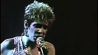 Yolandita Monge Cierra Los Ojos