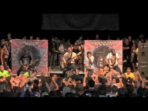 Vanna (Part 3 Chris Preece's last show at Warped Tour 2009 7/21/09) [HD]