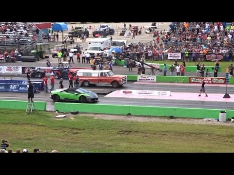 Lamborghini vs FARM TRUCK DRAG RACE ( STREET OUTLAWS