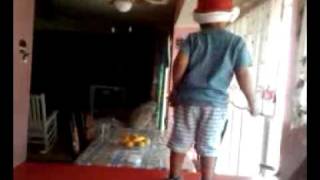 El niño bailando bachata
