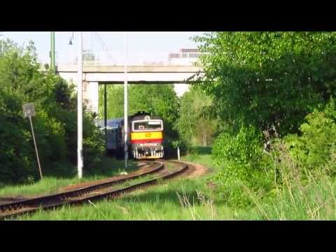 754 062 - 8 pomalu přijíždí s R 926 Junák do Třebíče