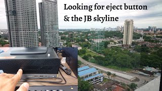 HP Prodesk 400 G6 CD drive and Johor Bahru skyline
