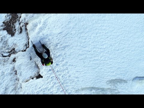 The Pumpkin (V, 4), Creag Meagaidh: Scottish winter climbing