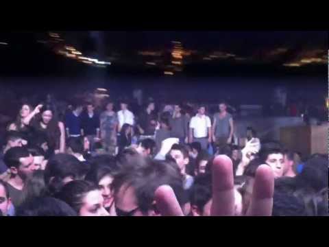 MG live playing Hardwell & Thomas Gold boot "Apologize vs Atom (Maurizio Gubellini & Delayers Remix)