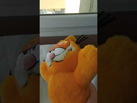 Garfield gets mad because Mike asks for money