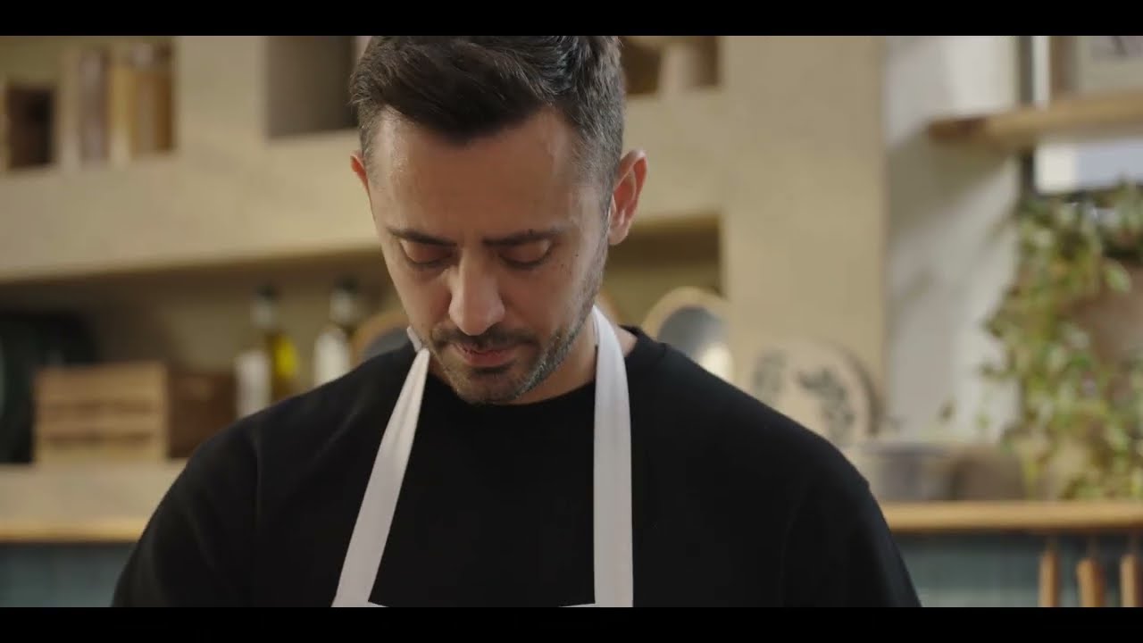 Tahini Thrakis