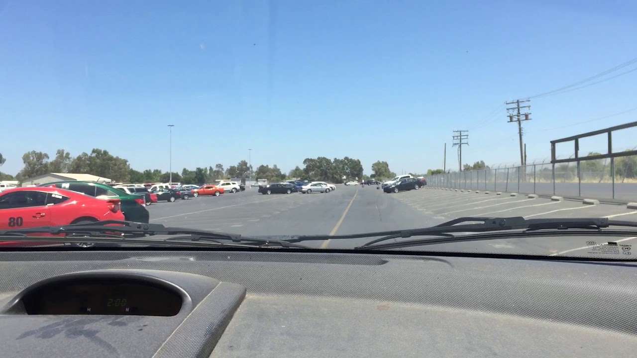 Test Driving a Chevy Aveo 08 manual