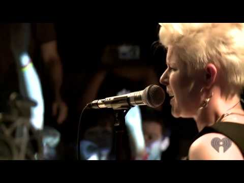 Robyn-With every Heartbeat