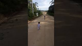 Download lagu Sheza Umur 1 tahun 3 bulan dan Difa umur 3 tahun 6 bulan mp3 Download lagu Sheza Umur 1 tahun 3 bulan dan Difa umur 3 tahun 6 bulan mp3