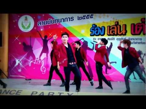 "Divinity Party" cover 2PM @ งาน "CoverDance Party"